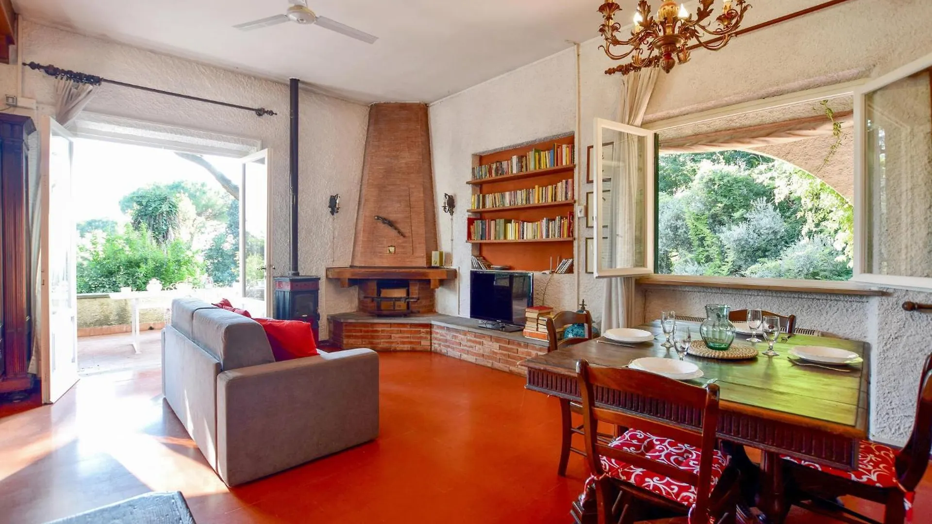 Nice Apartment In Camaiore With Kitchen